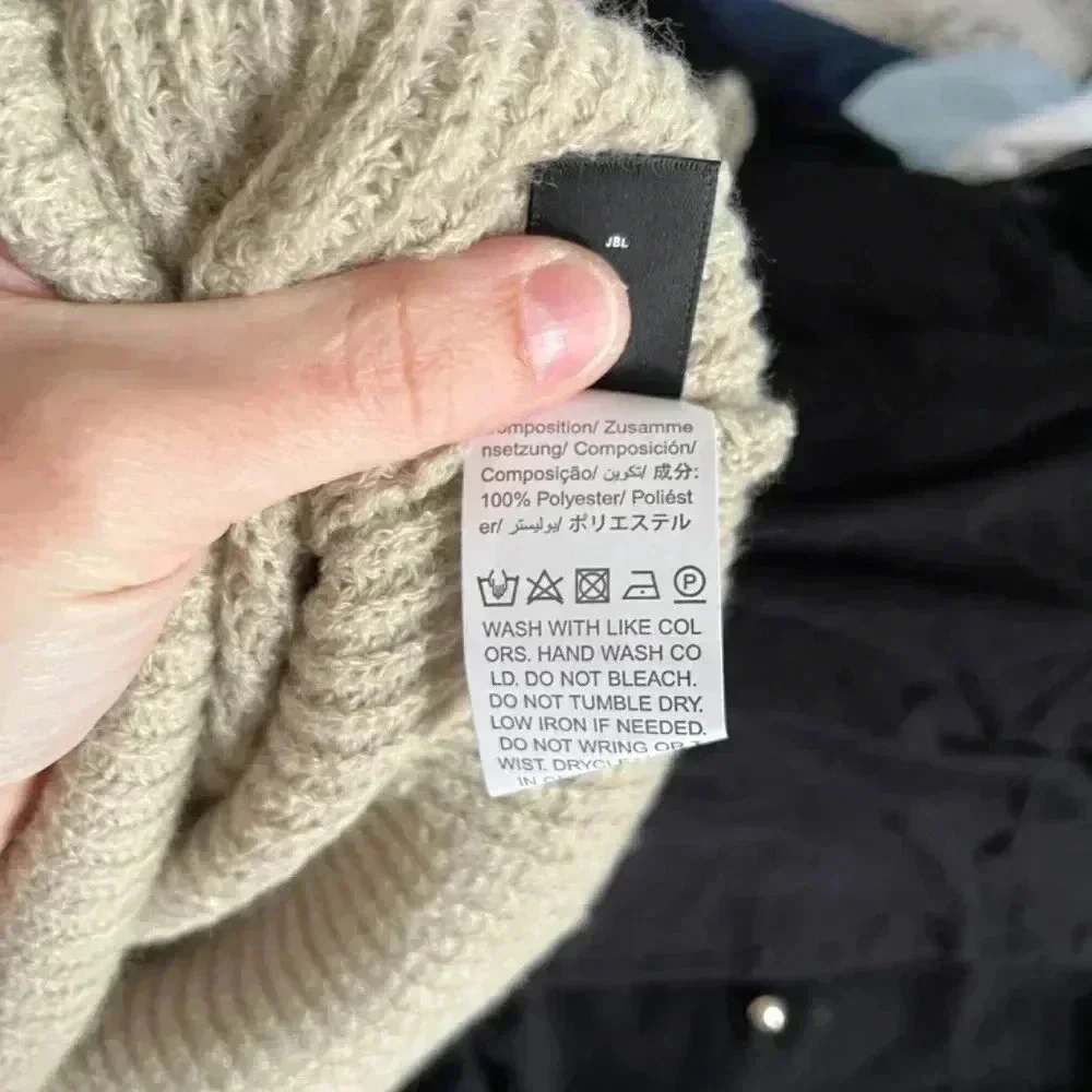 SHEIN Sweater cream top size L - Picture 3 of 4